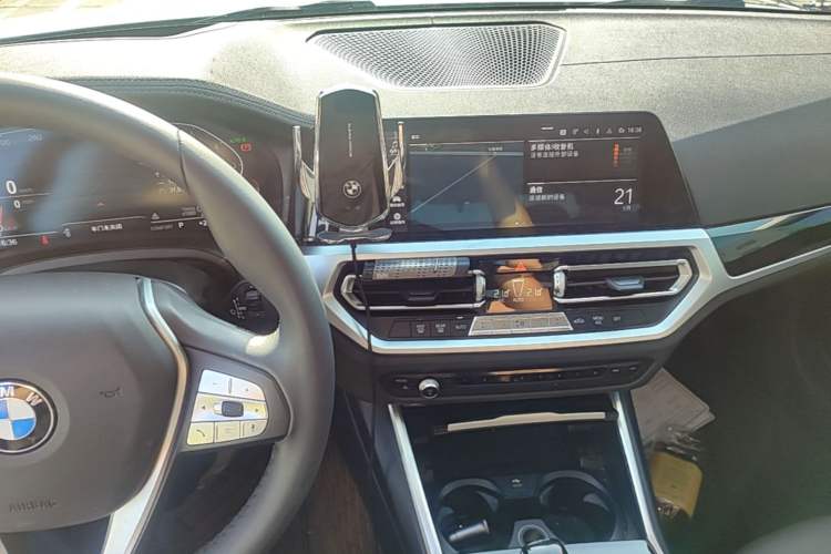 Used BMW 3 Series 2020 325Li First Edition Audio And AC Panel