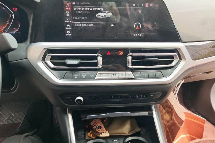 Used BMW 3 Series 2020 Facelifted 325Li xDrive M Sport Package Audio And AC Panel