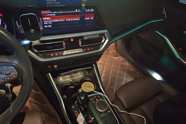 Used BMW 3 Series 2020 325Li First Edition Audio And AC Panel