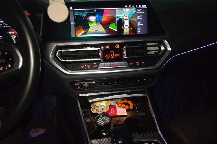 Used BMW 3 Series 2020 Restyled 325Li M Sport Package Audio And AC Panel