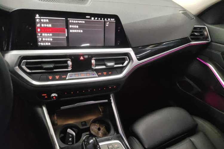 Used BMW 3 Series 2020 325Li First Edition Audio And AC Panel