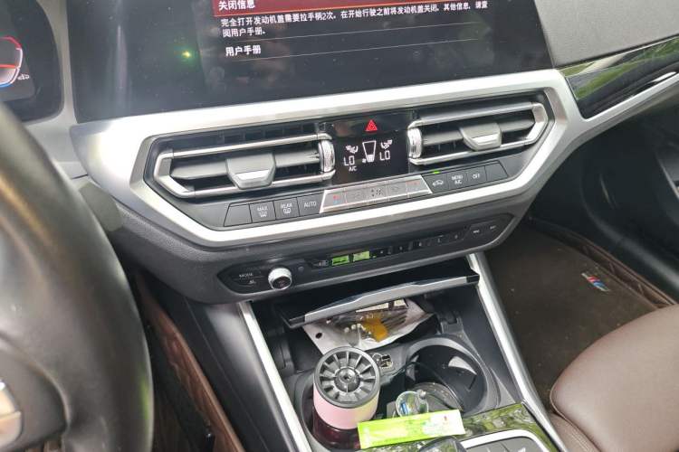 Used BMW 3 Series 2020 325Li First Edition Audio And AC Panel