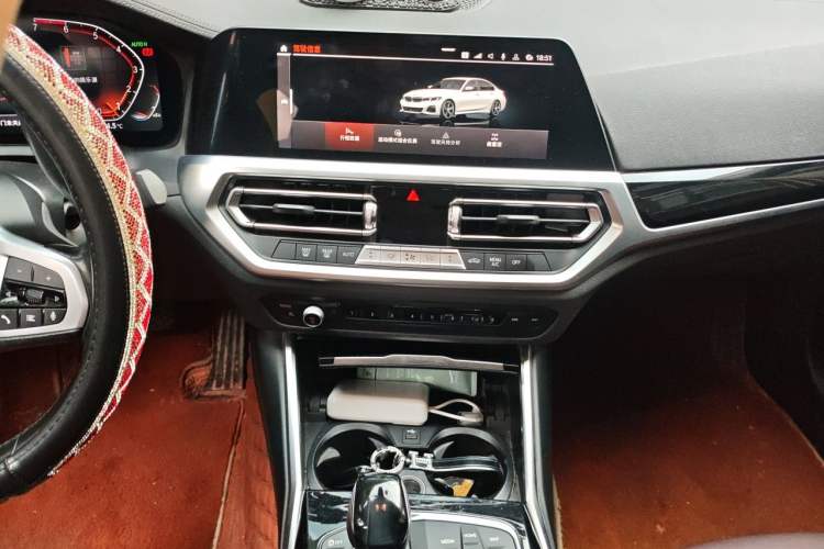 Used BMW 3 Series 2020 320Li M Sport Package Audio And AC Panel
