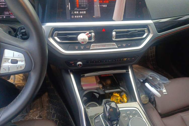 Used BMW 3 Series 2020 325Li First Edition Audio And AC Panel