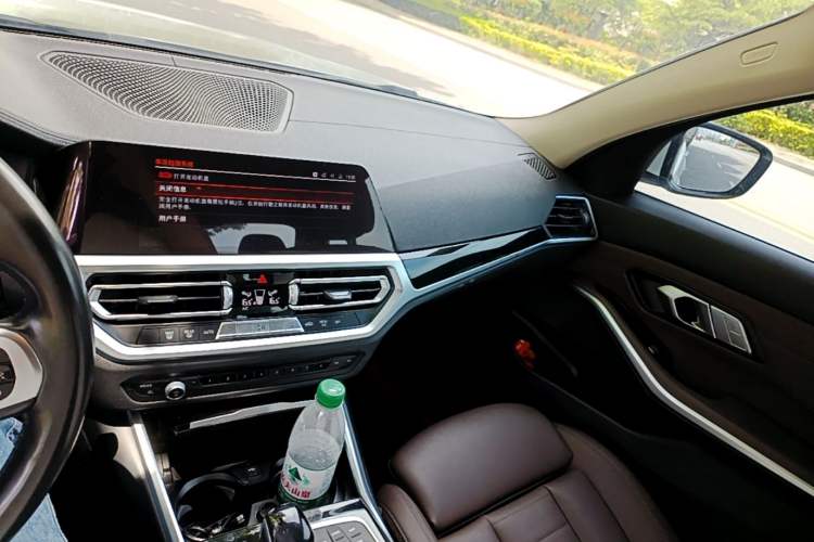 Used BMW 3 Series 2020 320Li M Sport Package Audio And AC Panel