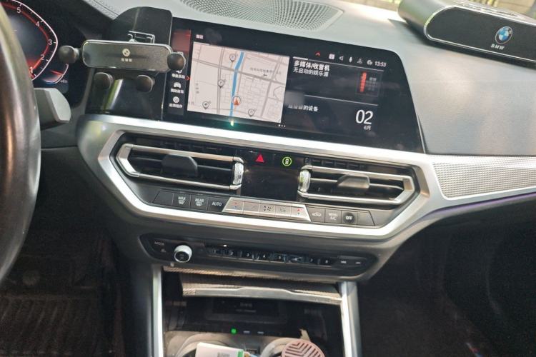 Used BMW 3 Series 2020 Facelifted 325Li M Sport Night Edition Package Audio And AC Panel