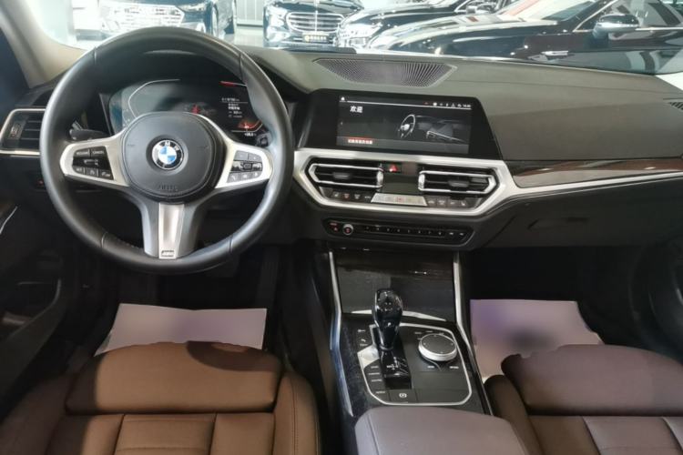 Used BMW 3 Series 2020 Restyled 325Li M Sport Package Center Console