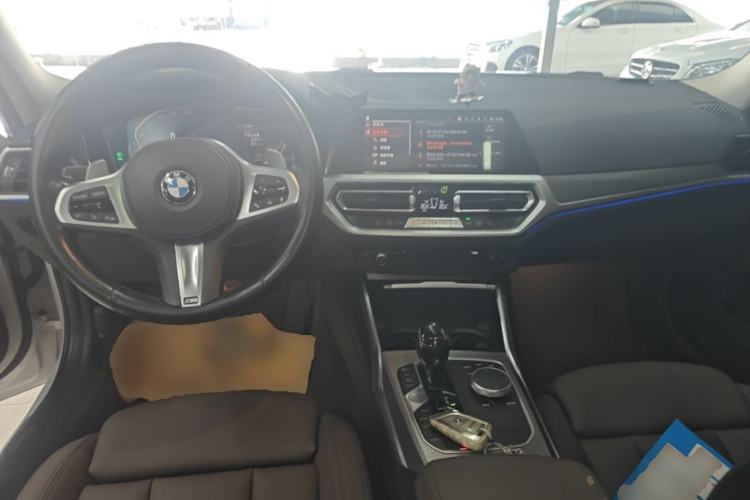 Used BMW 3 Series 2020 Facelifted 325Li M Sport Night Edition Package Center Console