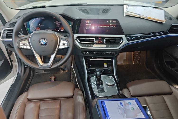 Used BMW 3 Series 2020 325Li First Edition Center Console