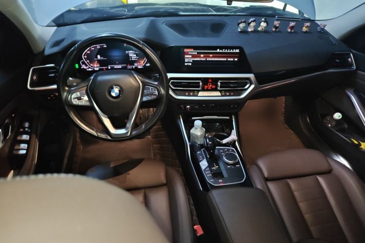 Used BMW 3 Series 2020 325Li First Edition Center Console