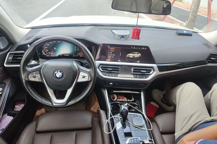 Used BMW 3 Series 2020 325Li First Edition Center Console