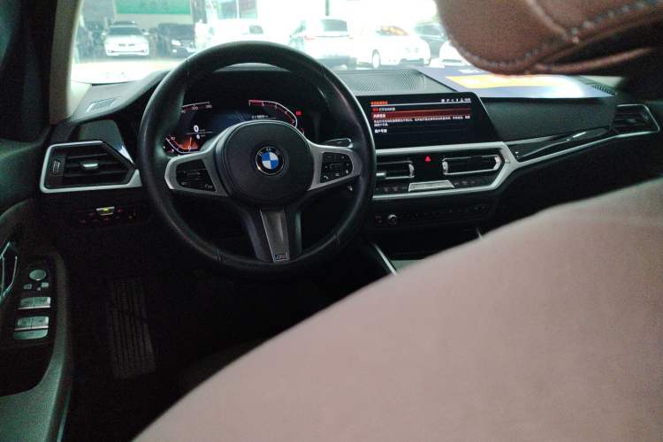 Used BMW 3 Series 2020 320Li M Sport Package Center Console