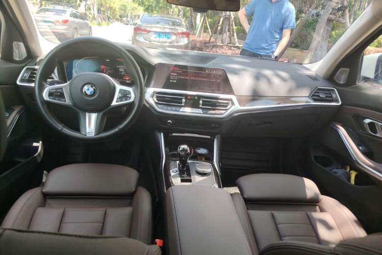 Used BMW 3 Series 2020 325Li M Sport Package Center Console