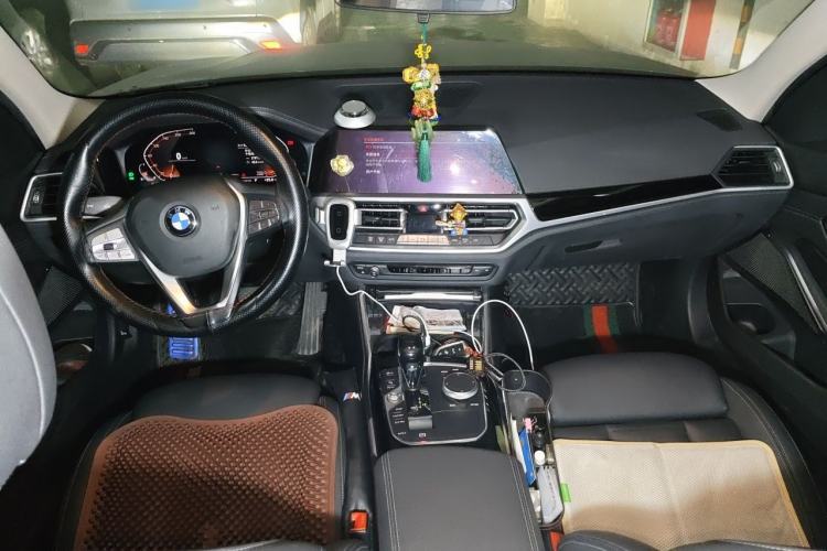 Used BMW 3 Series 2020 325Li First Edition Center Console