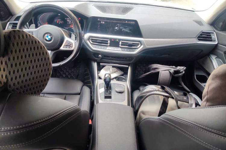 Used BMW 3 Series 2020 Facelifted 325Li M Sport Night Edition Package Center Console