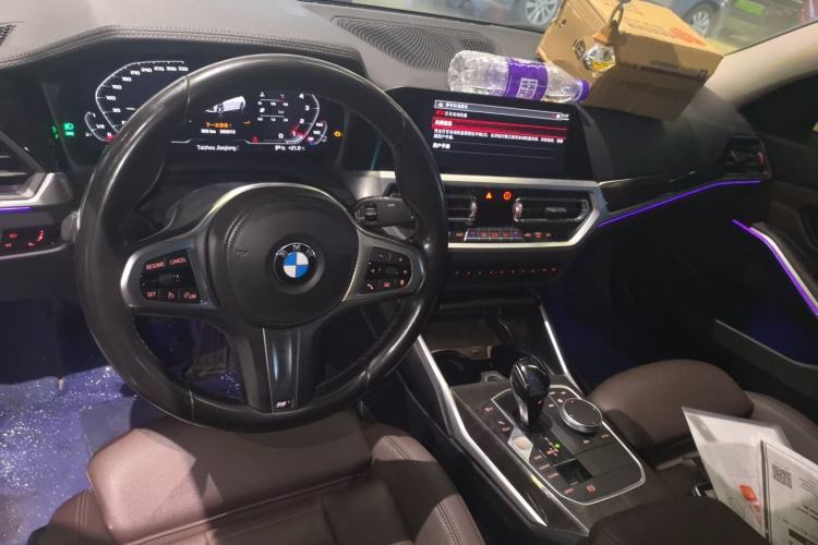 Used BMW 3 Series 2020 325Li M Sport Night Edition Package Center Console