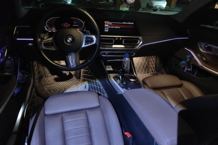 Used BMW 3 Series 2020 Facelifted 325Li M Sport Night Edition Package Center Console