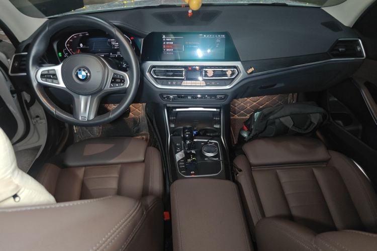 Used BMW 3 Series 2020 Facelifted 325i M Sport Package Center Console