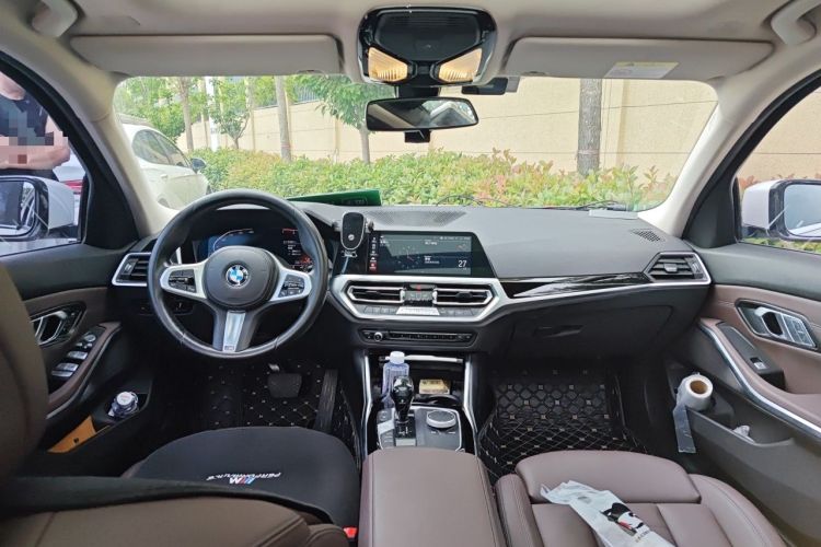 Used BMW 3 Series 2020 320Li M Sport Package Center Console