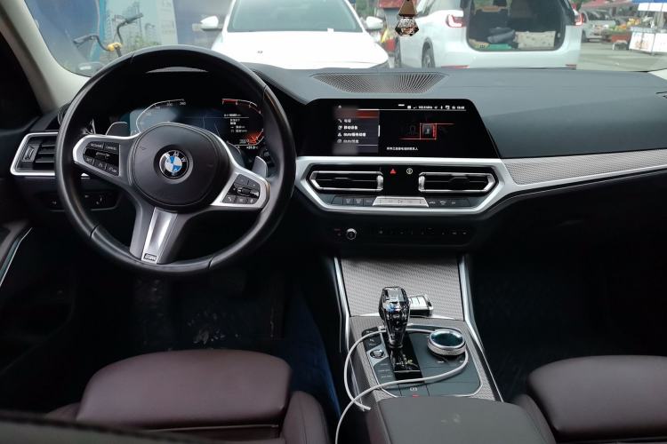Used BMW 3 Series 2020 Facelifted 325Li M Sport Night Edition Package Center Console