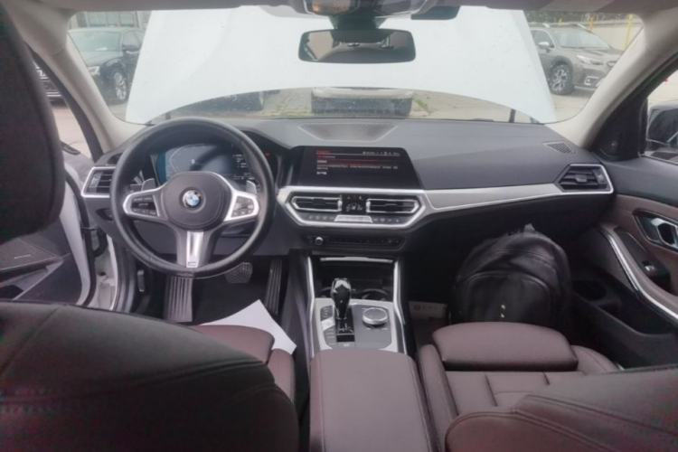 Used BMW 3 Series 2020 Facelifted 325Li M Sport Night Edition Package Center Console
