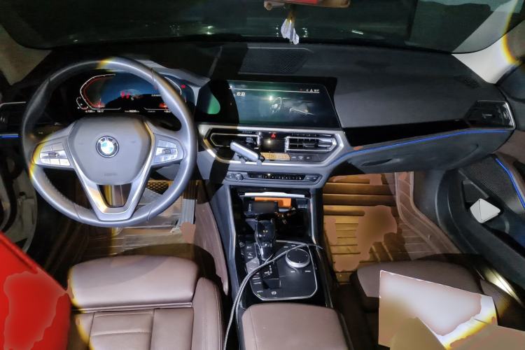 Used BMW 3 Series 2020 325Li First Edition Center Console