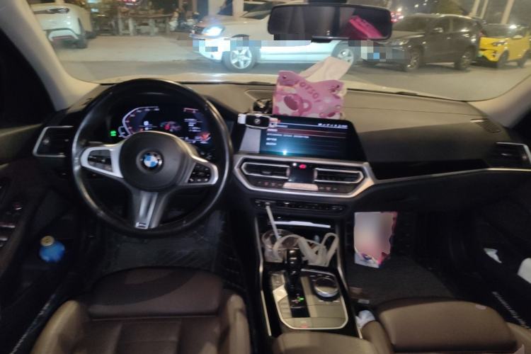 Used BMW 3 Series 2020 320Li M Sport Package Center Console