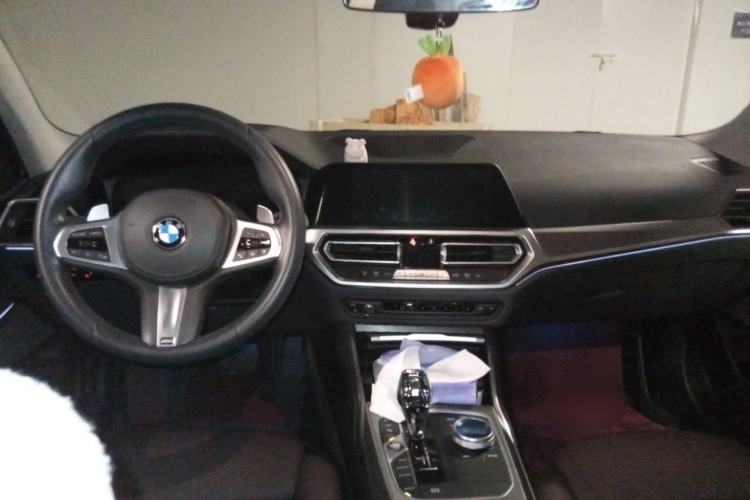 Used BMW 3 Series 2020 Restyled 325i M Sport Night Edition Package Center Console