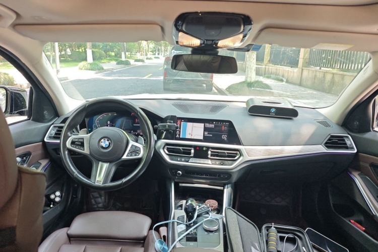 Used BMW 3 Series 2020 Facelifted 325Li M Sport Night Edition Package Center Console