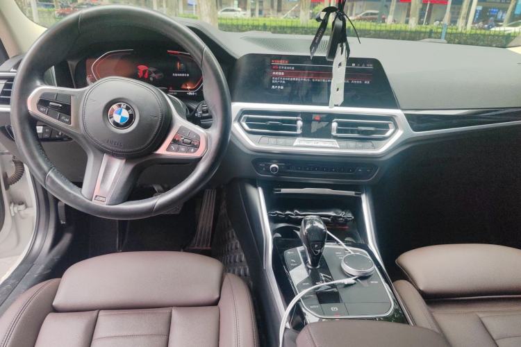 Used BMW 3 Series 2020 320Li M Sport Package Center Console