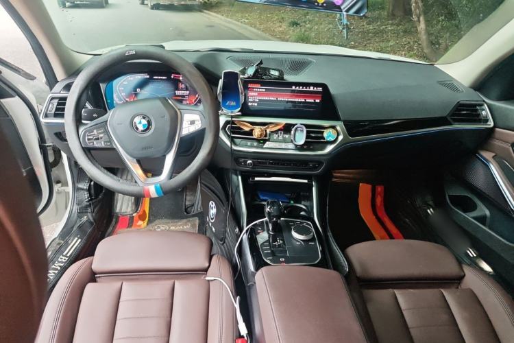 Used BMW 3 Series 2020 325Li First Edition Center Console