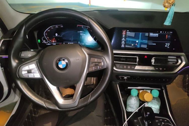 Used BMW 3 Series 2020 325Li First Edition Center Console