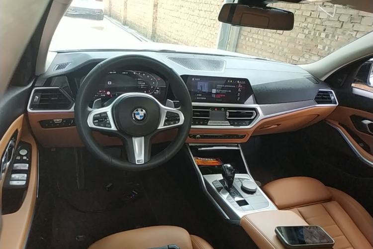 Used BMW 3 Series 2020 Facelifted 325Li M Sport Night Edition Package Center Console