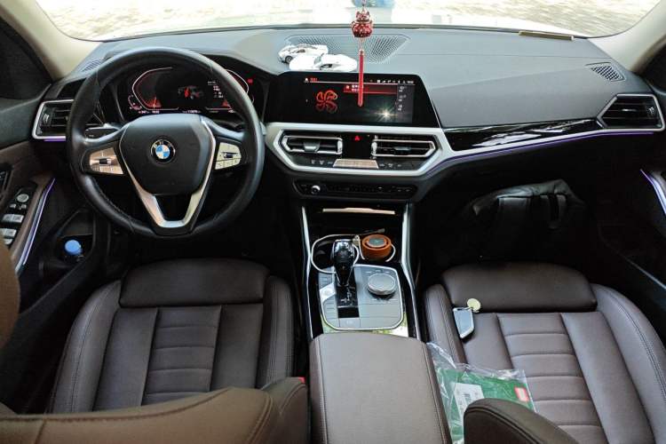 Used BMW 3 Series 2020 325Li First Edition Center Console