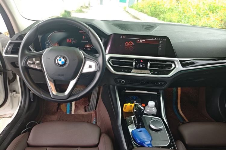 Used BMW 3 Series 2020 325Li First Edition Center Console
