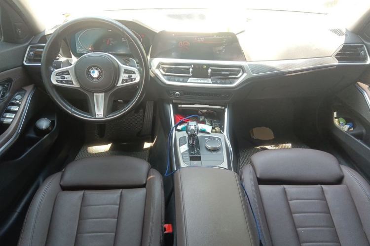 Used BMW 3 Series 2020 Facelifted 325Li M Sport Night Edition Package Center Console