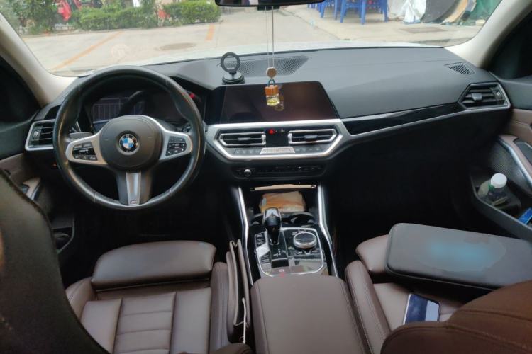 Used BMW 3 Series 2020 320Li M Sport Package Center Console