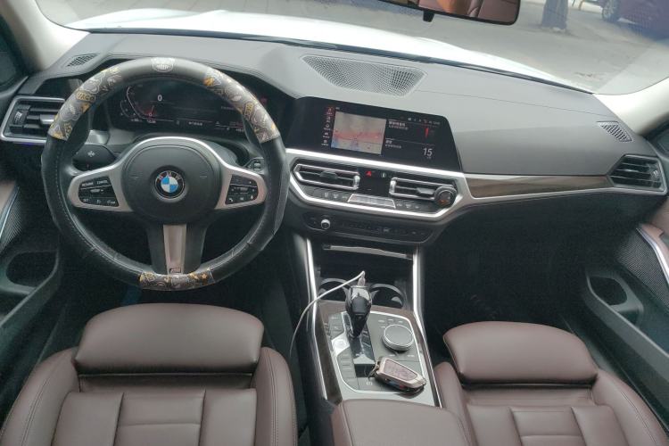 Used BMW 3 Series 2020 Facelift 325Li First Edition Center Console