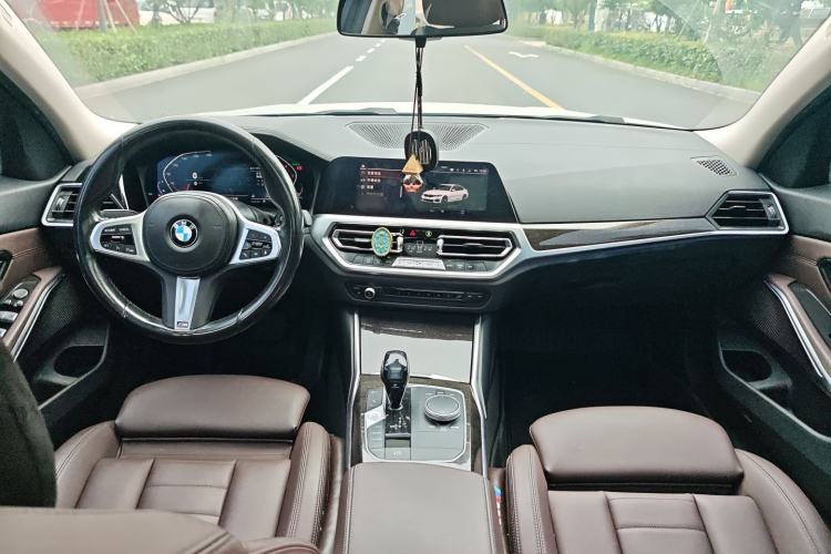 Used BMW 3 Series 2020 Restyled 325Li M Sport Package Center Console