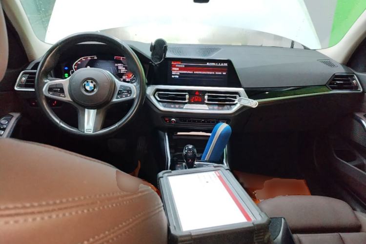 Used BMW 3 Series 2020 320Li M Sport Package Center Console