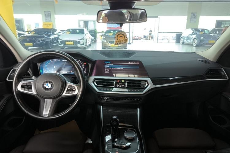 Used BMW 3 Series 2020 Facelifted 325Li xDrive M Sport Package Center Console