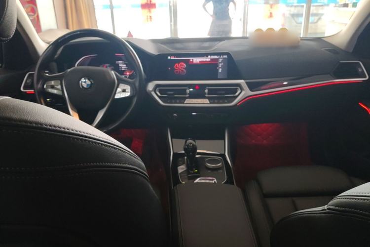 Used BMW 3 Series 2020 325Li First Edition Center Console