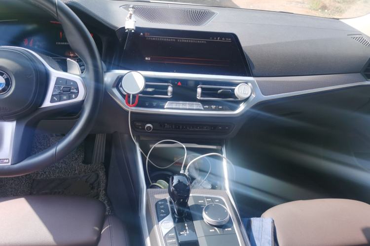 Used BMW 3 Series 2020 Restyled 325i M Sport Night Edition Package Center Console
