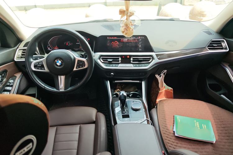 Used BMW 3 Series 2020 Facelifted 325Li xDrive M Sport Package Center Console