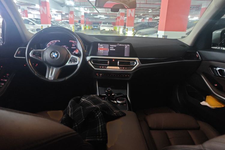 Used BMW 3 Series 2020 320Li M Sport Package Center Console