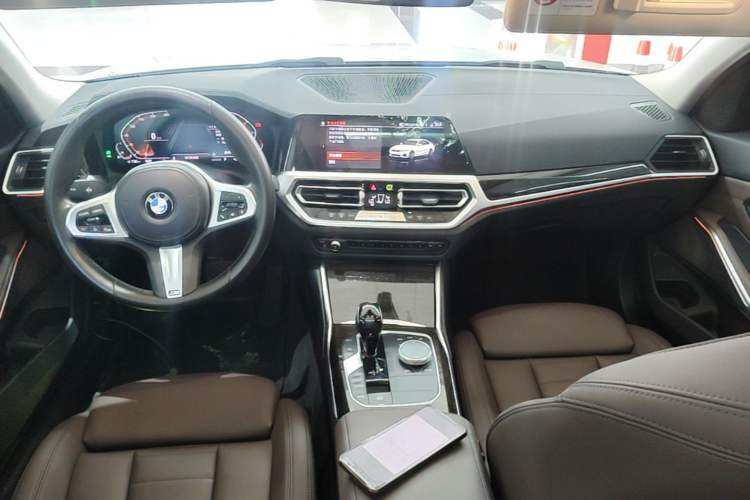 Used BMW 3 Series 2020 Restyled 325Li M Sport Package Center Console