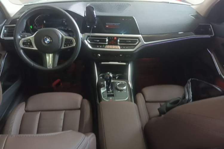 Used BMW 3 Series 2020 Restyled 325Li M Sport Package Center Console