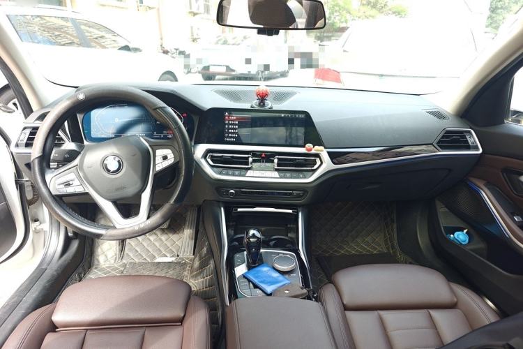 Used BMW 3 Series 2020 325Li First Edition Center Console