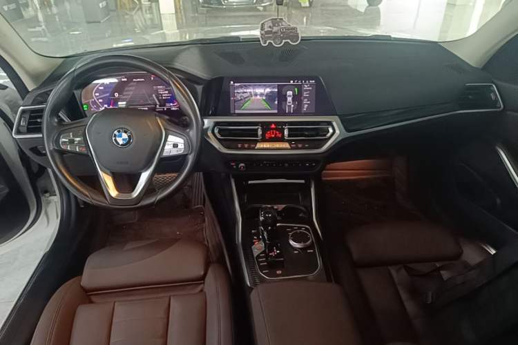 Used BMW 3 Series 2020 325Li First Edition Center Console