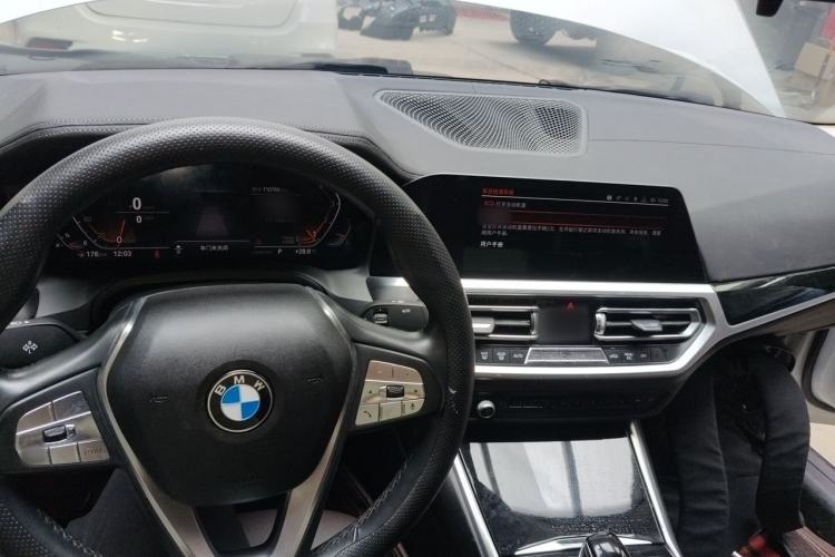 Used BMW 3 Series 2020 325Li First Edition Center Console